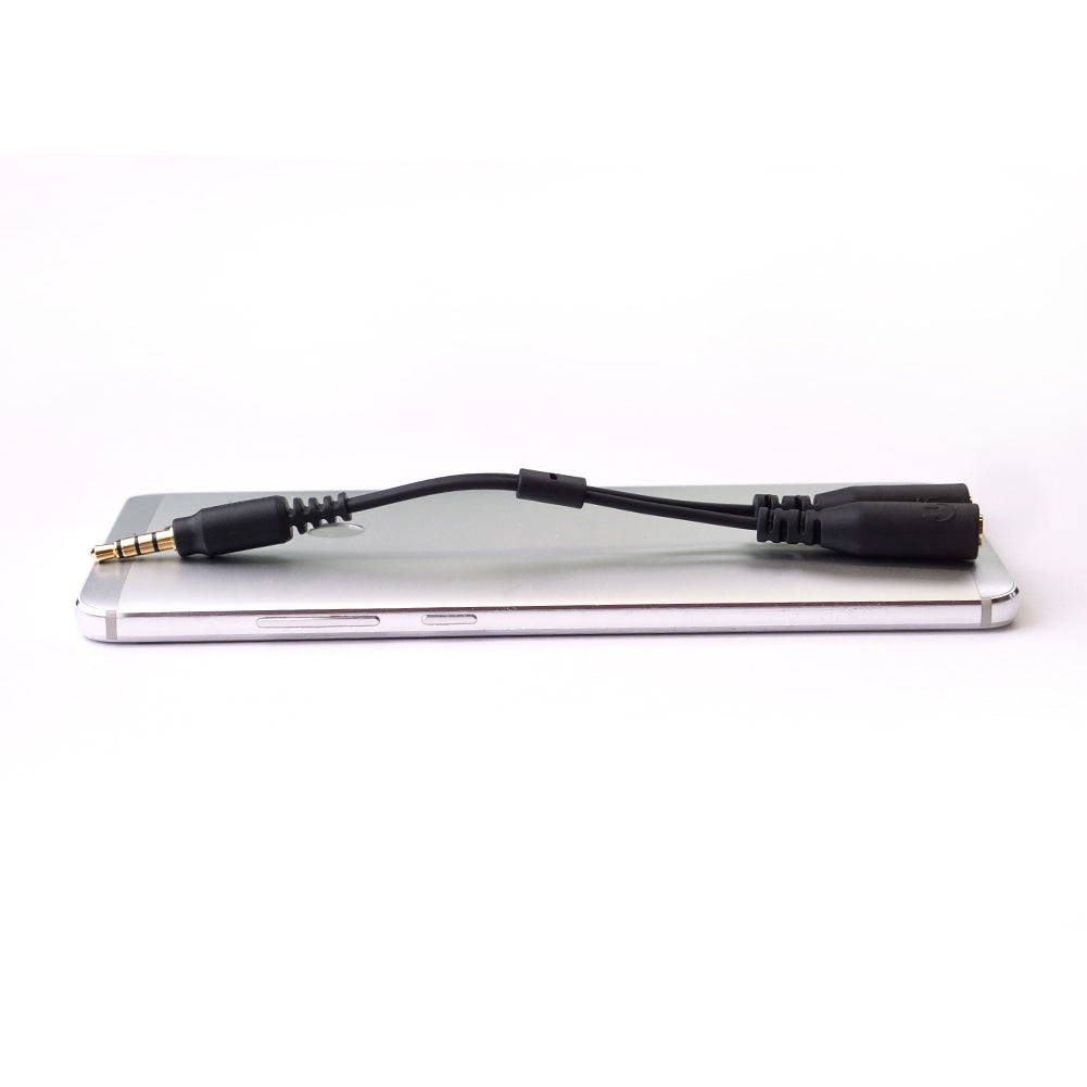 Takstar C2-1 3.5mm stereo audio splitter cable on an iphone